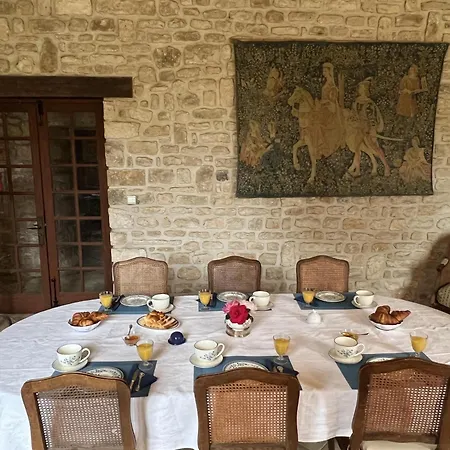 D'hotes Au Chateau Du Breuil A Nocleg ze śniadaniem Londigny