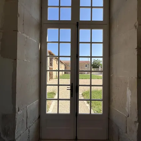 D'hotes Au Chateau Du Breuil A Nocleg ze śniadaniem Londigny