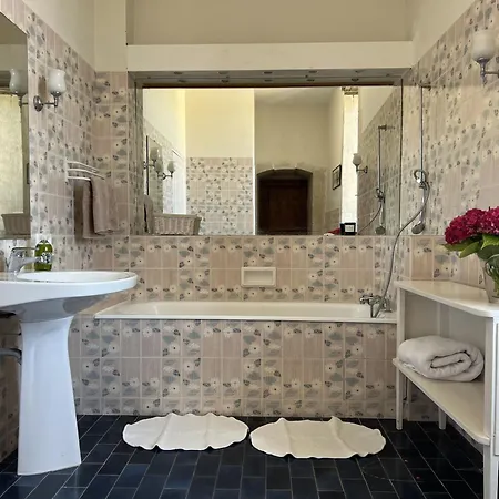 D'hotes Au Chateau Du Breuil A 3*